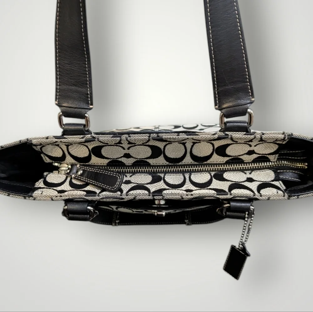 Coach Hampton Signature Tote - Picture 7 of 16